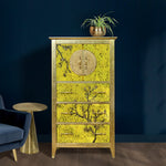 Kultainen aurinko -lipasto