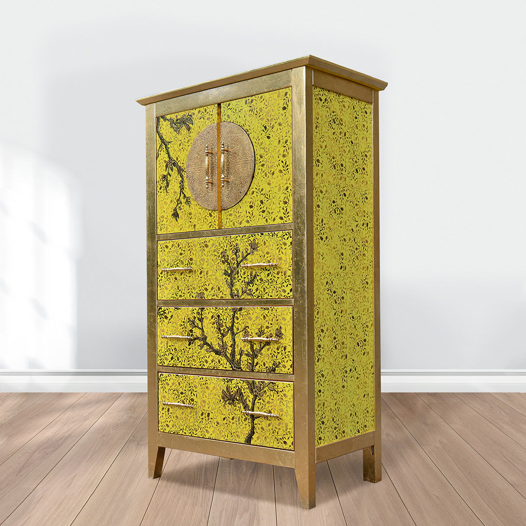 Kultainen aurinko -lipasto