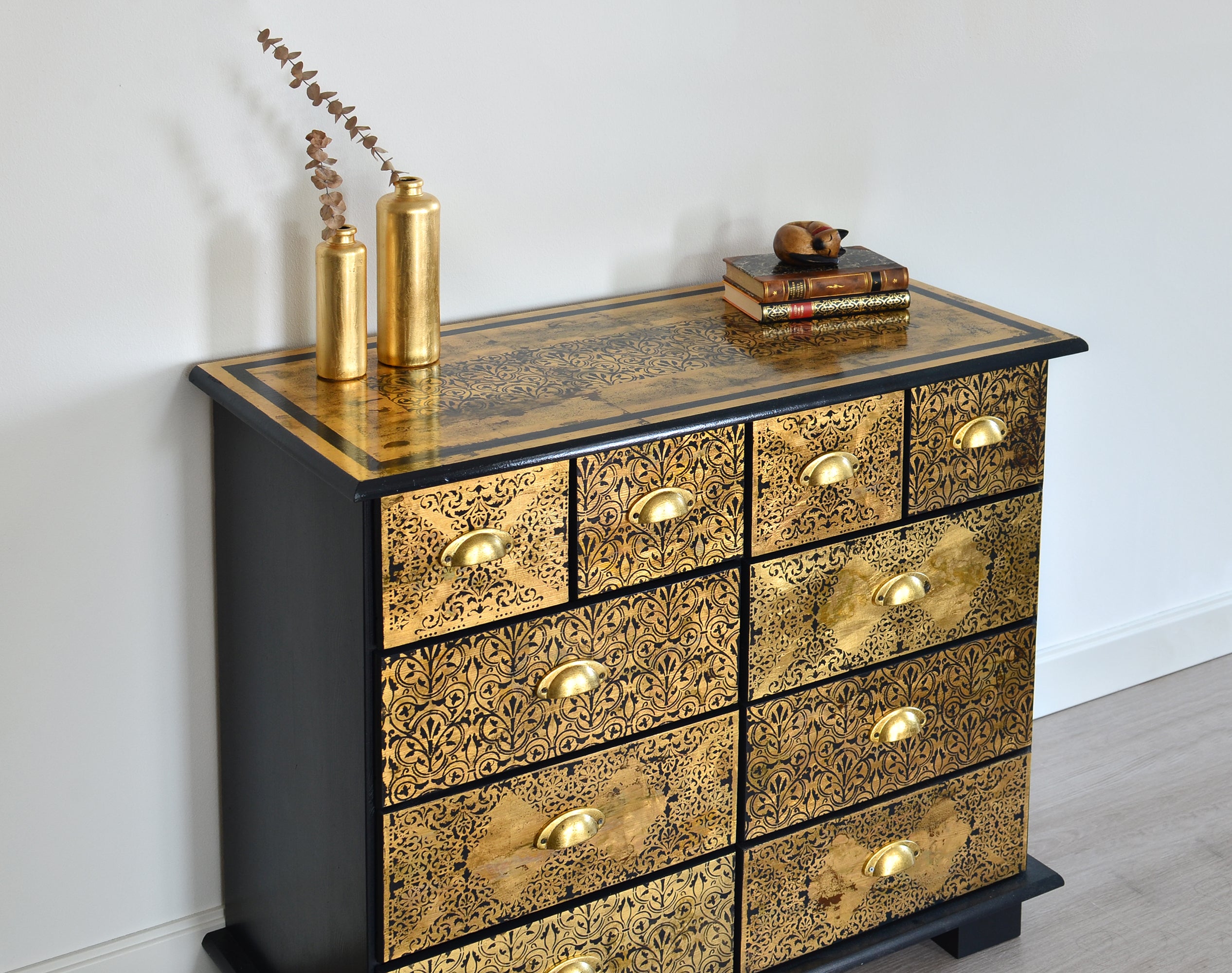 Gilded Minimalism IV